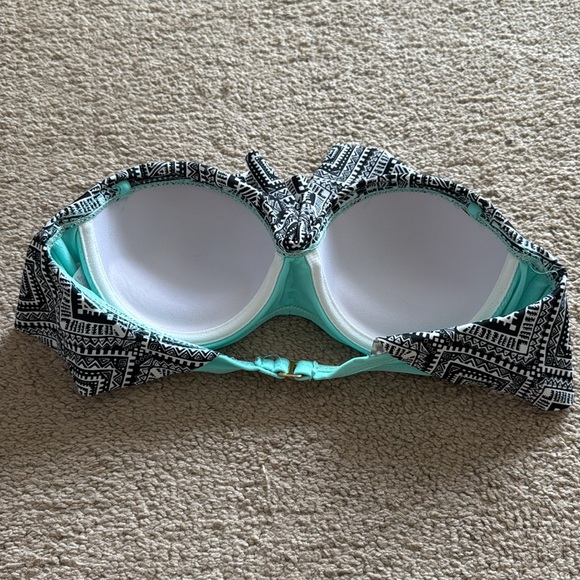 Strapless Ruffle Bikini Top - Picture 3 of 5